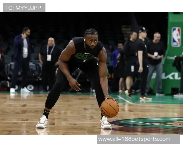 杰伦布朗谈科塔成长之路强调挡拆练习的重要性与学习过程